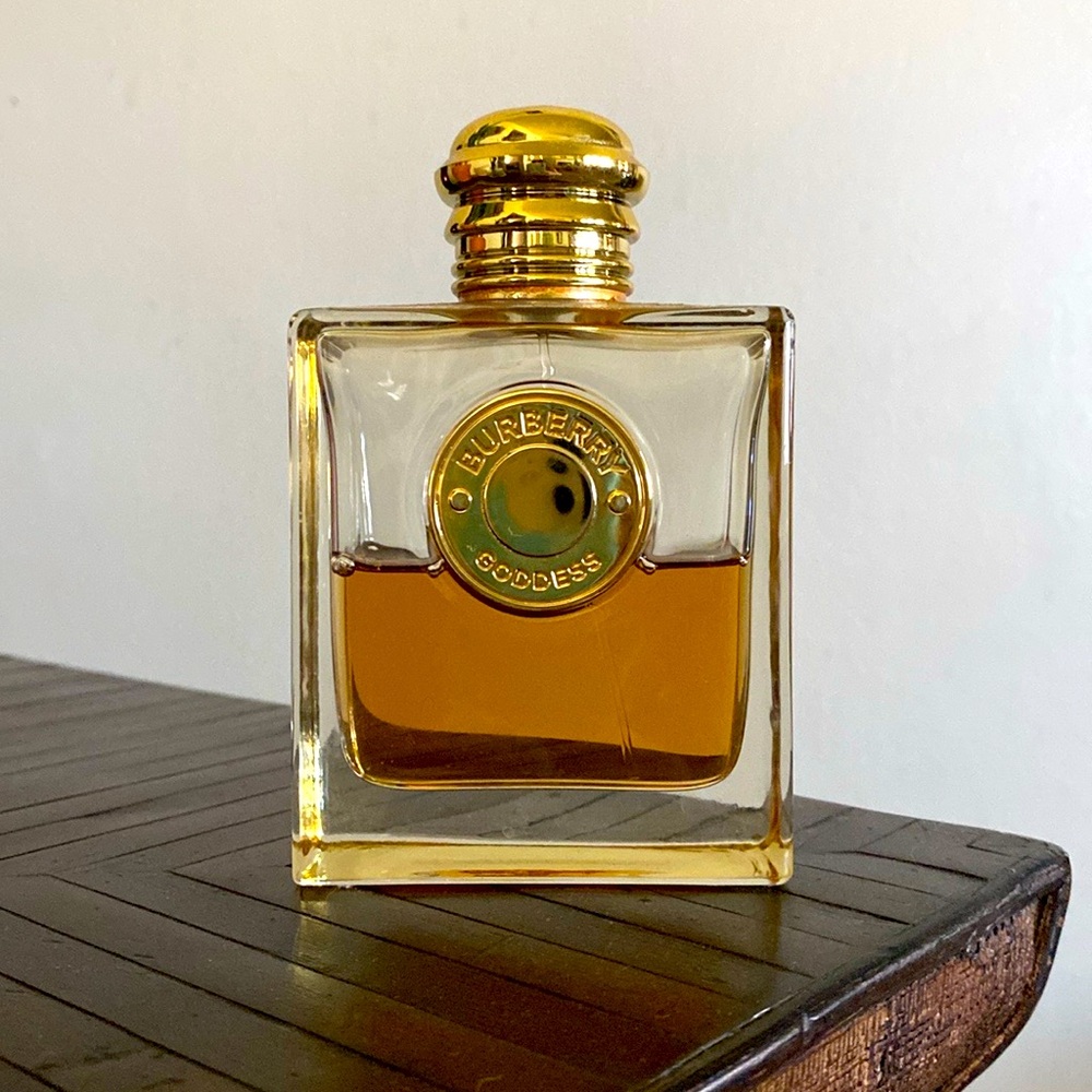 BURBERRY Goddess Eau de Parfum 100 ml bottle. Half of the product is remaining.